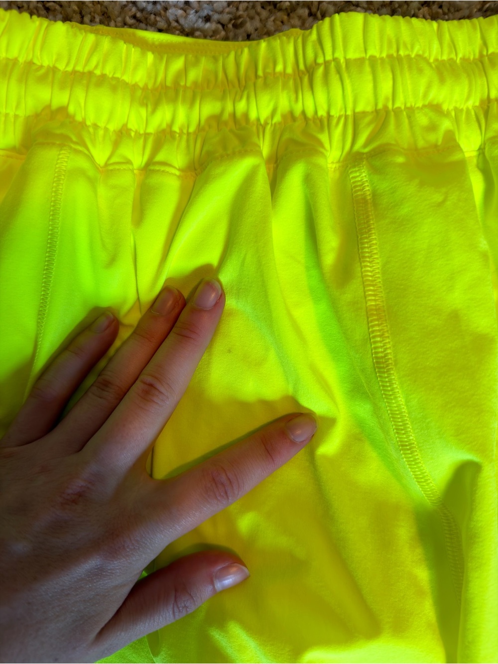 NWT Lululemon Hotty Hot Shorts Neon Yellow - Picture 4 of 4